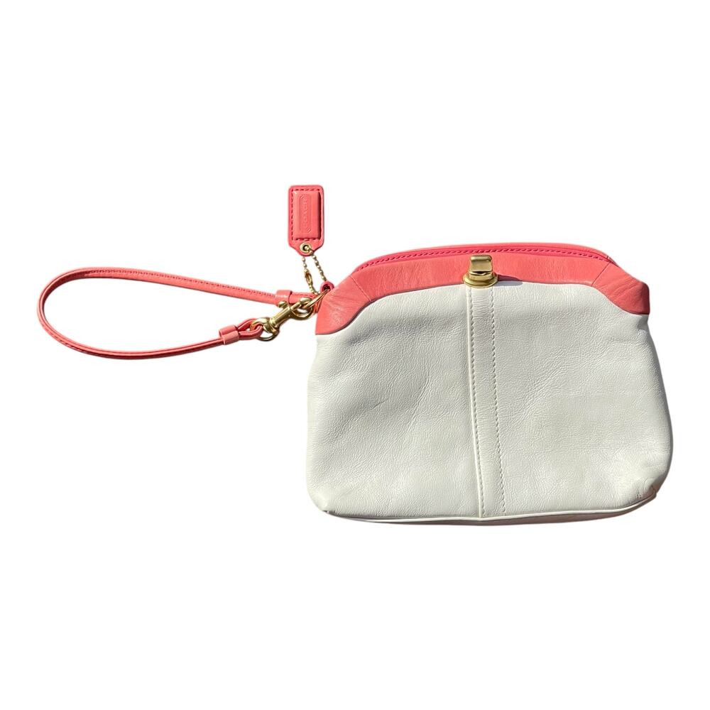 COACH 42638 Cricket Chalk White Coral Leather Turnlock Gold Tone Wristlet - Picture 2 of 12